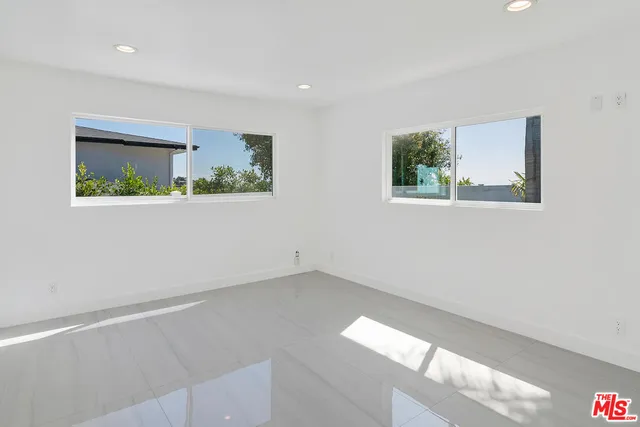 $3,780,000 | 18073 Sandy Cape Drive, Pacific Palisades, CA 90272