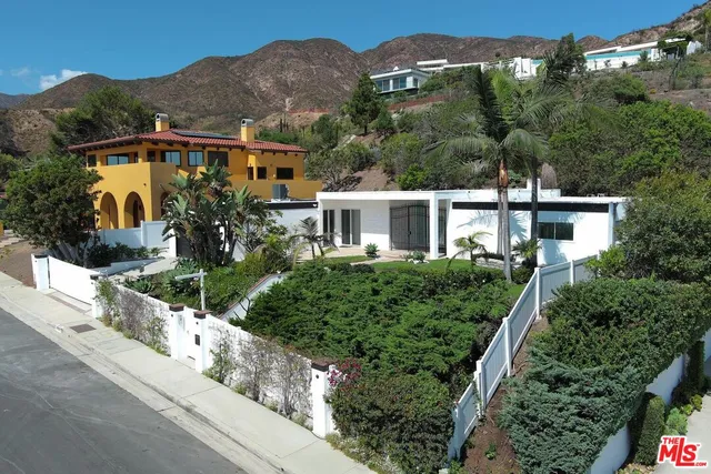 $3,780,000 | 18073 Sandy Cape Drive, Pacific Palisades, CA 90272
