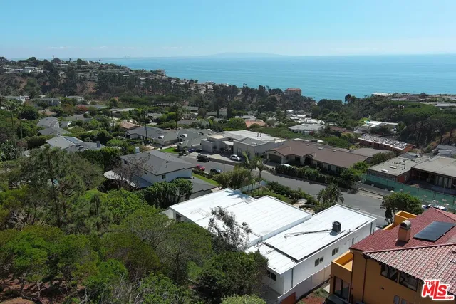 $3,780,000 | 18073 Sandy Cape Drive, Pacific Palisades, CA 90272