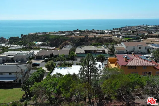 $3,780,000 | 18073 Sandy Cape Drive, Pacific Palisades, CA 90272