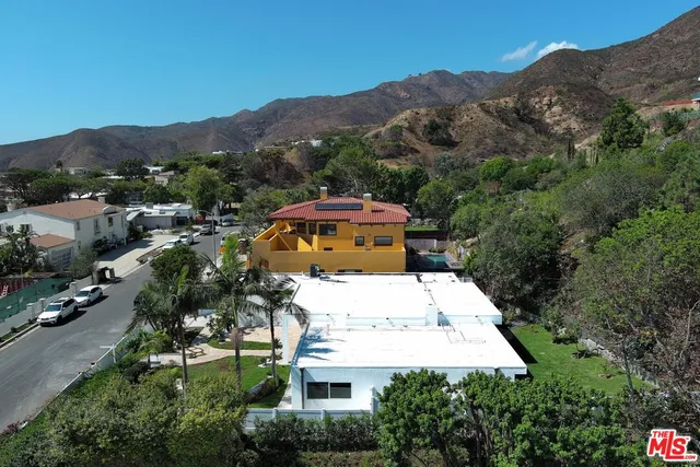 $3,780,000 | 18073 Sandy Cape Drive, Pacific Palisades, CA 90272