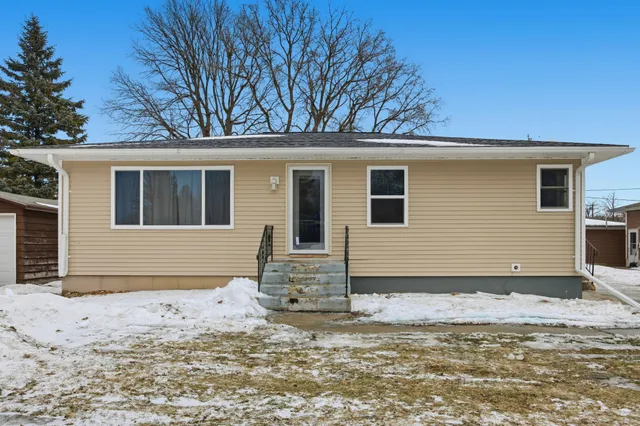 $280,000 | 1155 Rossman Avenue, Detroit Lakes, MN 56501
