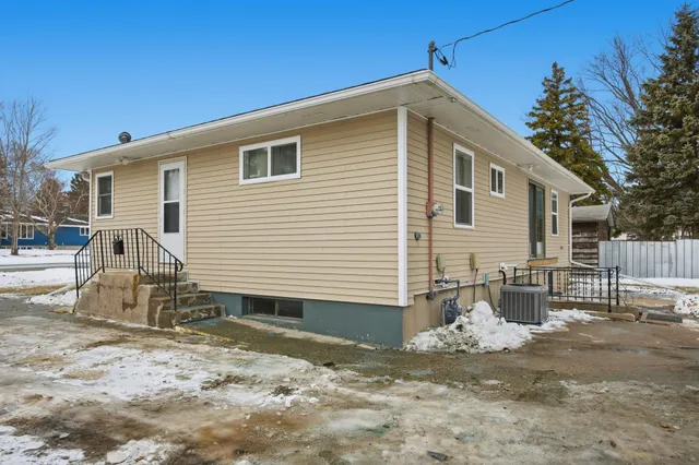 $280,000 | 1155 Rossman Avenue, Detroit Lakes, MN 56501