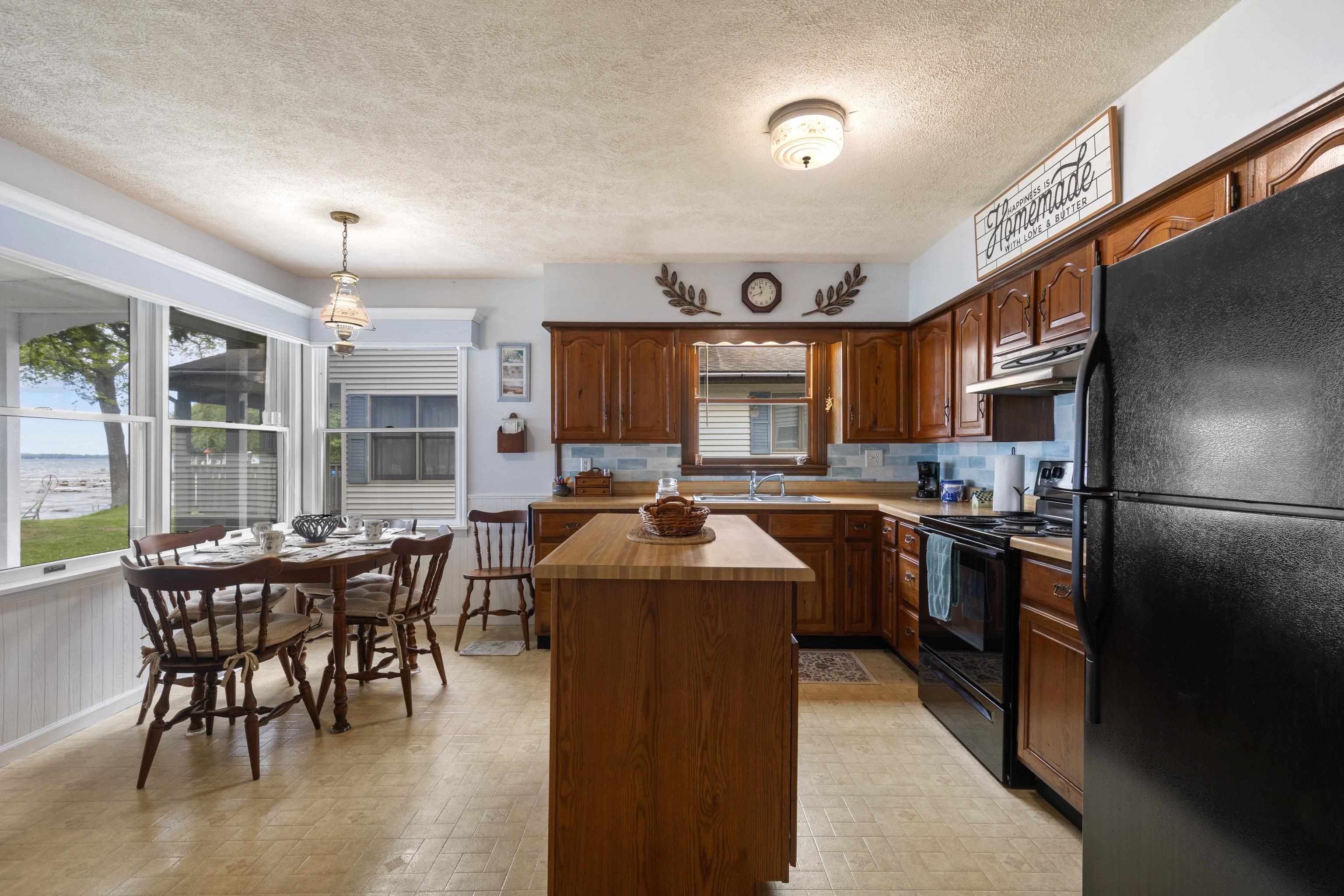 8735 Deadstream Road Honor, MI 49640 - Photo 11 of 33 1945868-e1ce3a69-21c8-444e-be6b-c07f38d55f7f.JPG