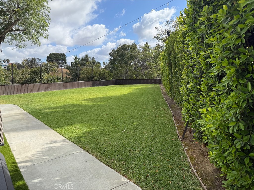 1530 Robin Way Fullerton, CA 92835 - Photo 29 of 35 a view of a trees with a yard