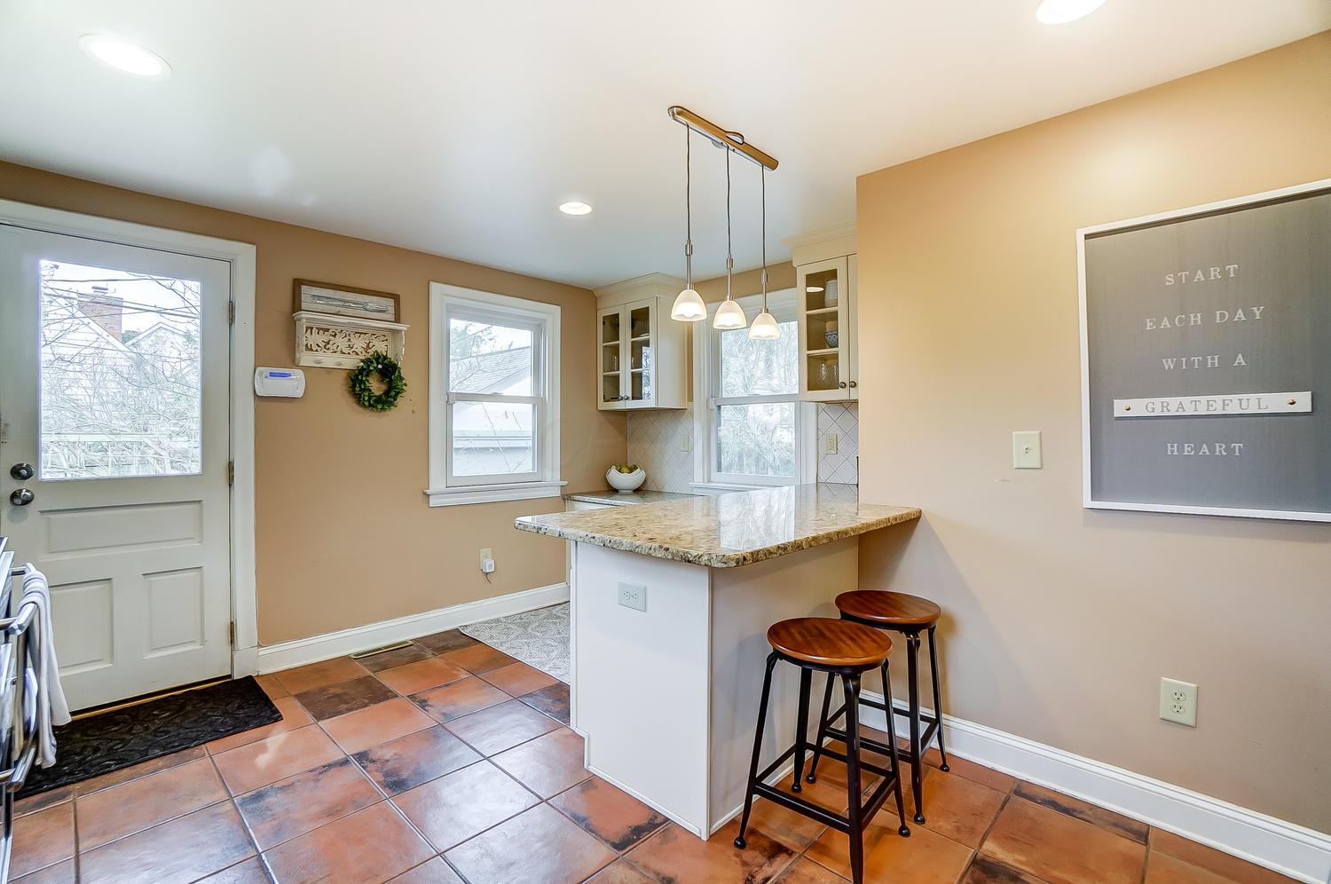 2551 Henthorn Road Upper Arlington, OH 43221 - Photo 20 of 51