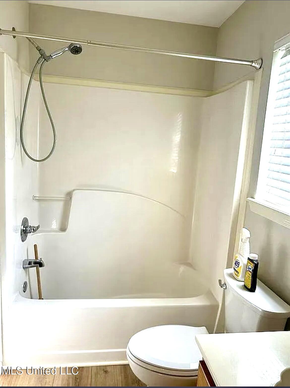 20044 Commission Road Long Beach, MS 39560 - Photo 11 of 25 bathroom