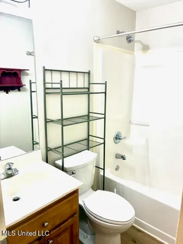 $219,500 | 20044 Commission Road, Long Beach, MS 39560