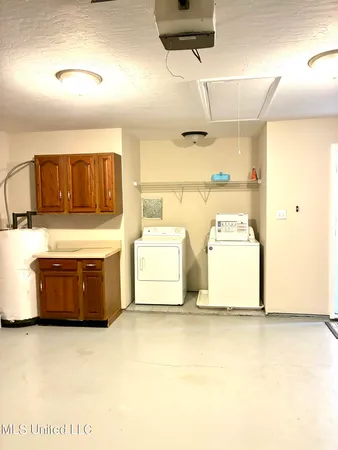 $214,500 | 20044 Commission Road, Long Beach, MS 39560