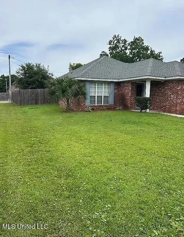$219,500 | 20044 Commission Road, Long Beach, MS 39560