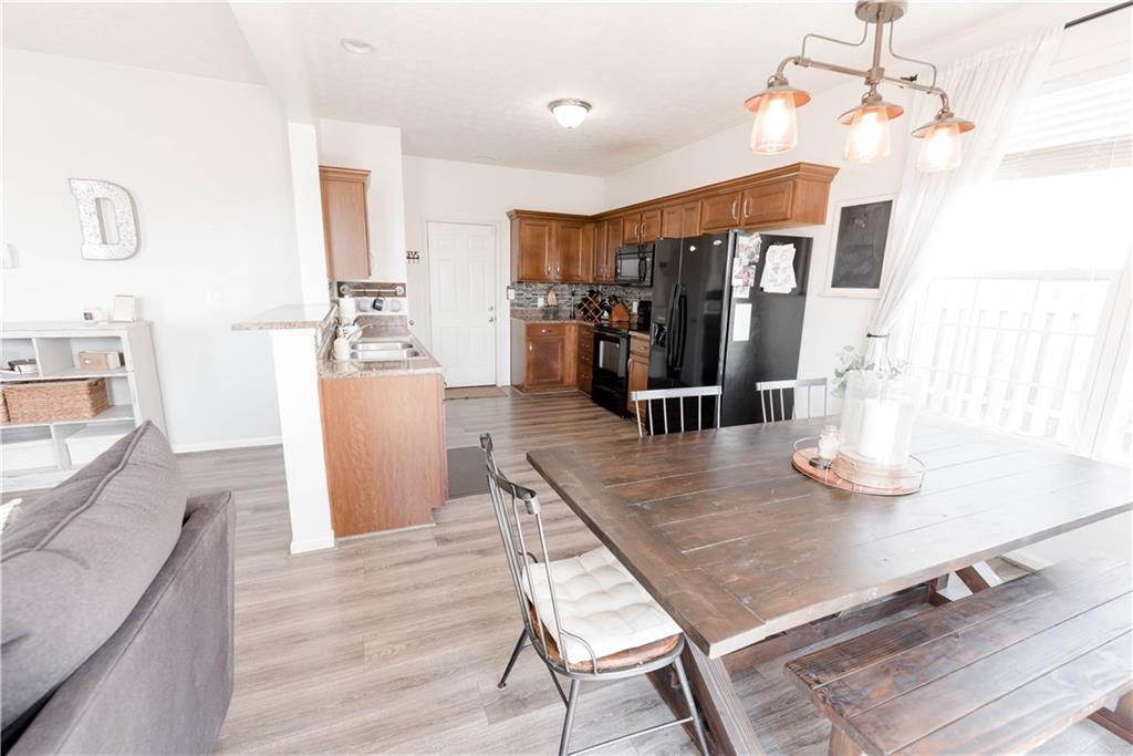 3779 Dusty Sands Road Whitestown, IN 46075 - Photo 11 of 31 Gallery Image 11