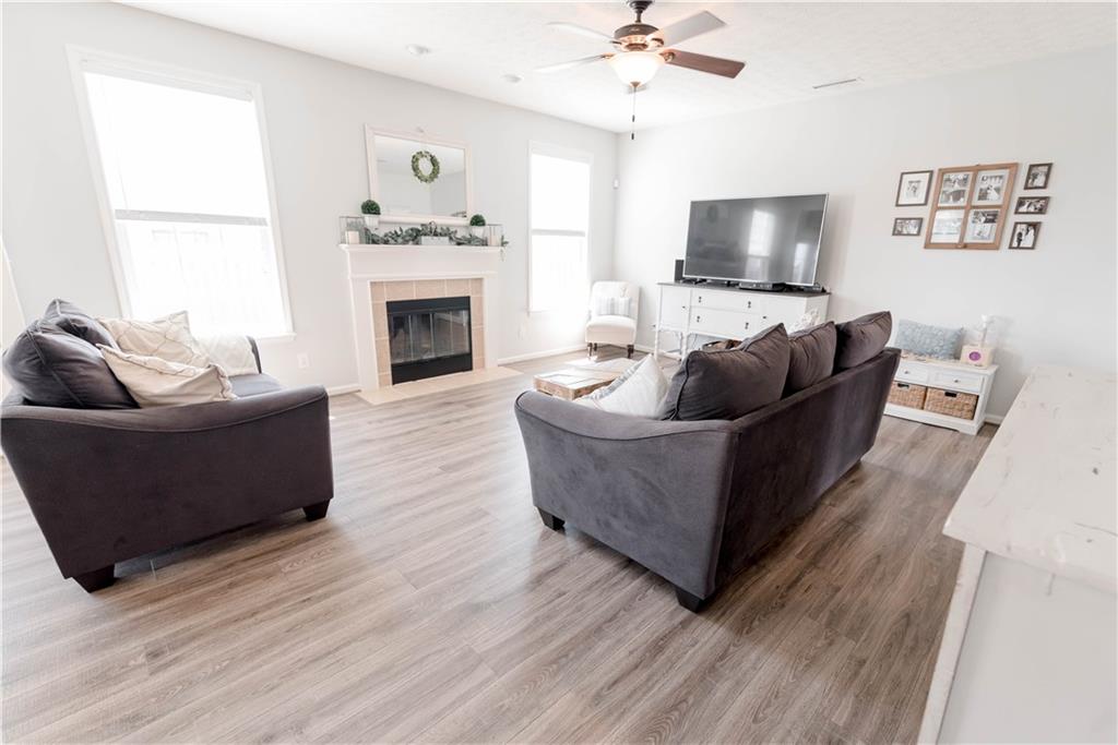 3779 Dusty Sands Road Whitestown, IN 46075 - Photo 8 of 31 Gallery Image 8