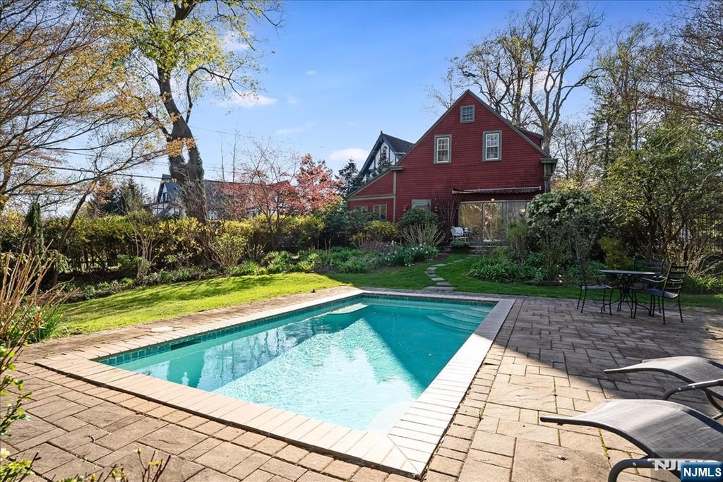 74 Porter Place Montclair, NJ 07042 - Photo 4 of 42
