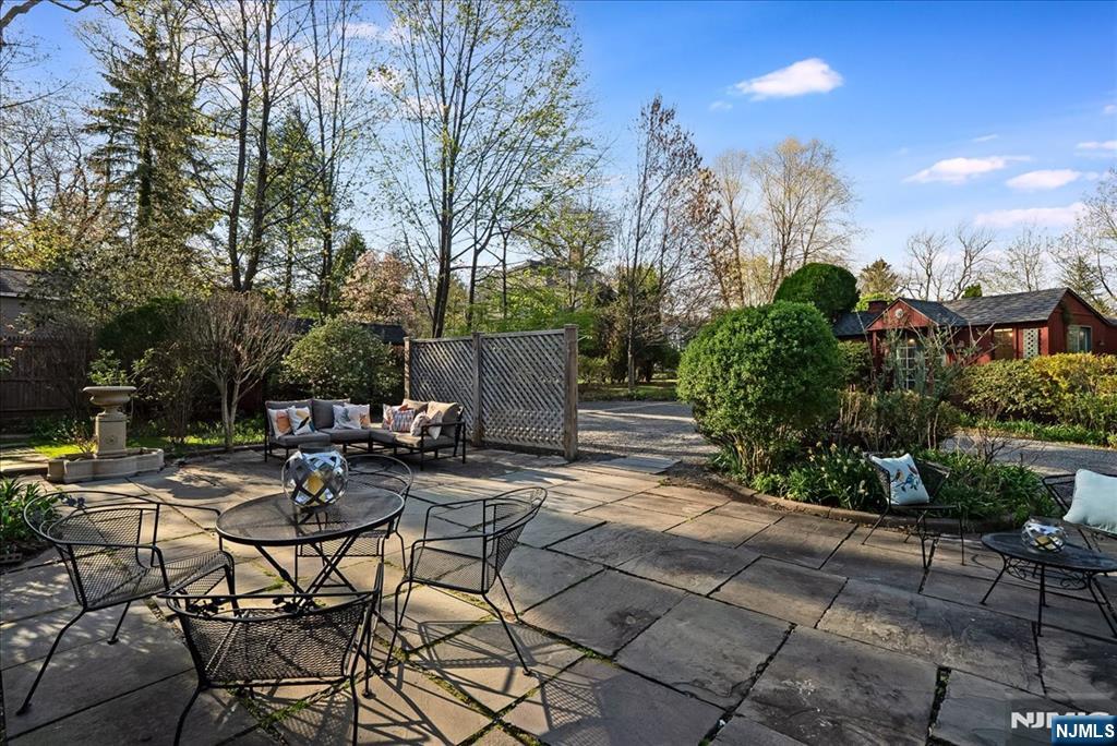 74 Porter Place Montclair, NJ 07042 - Photo 7 of 42