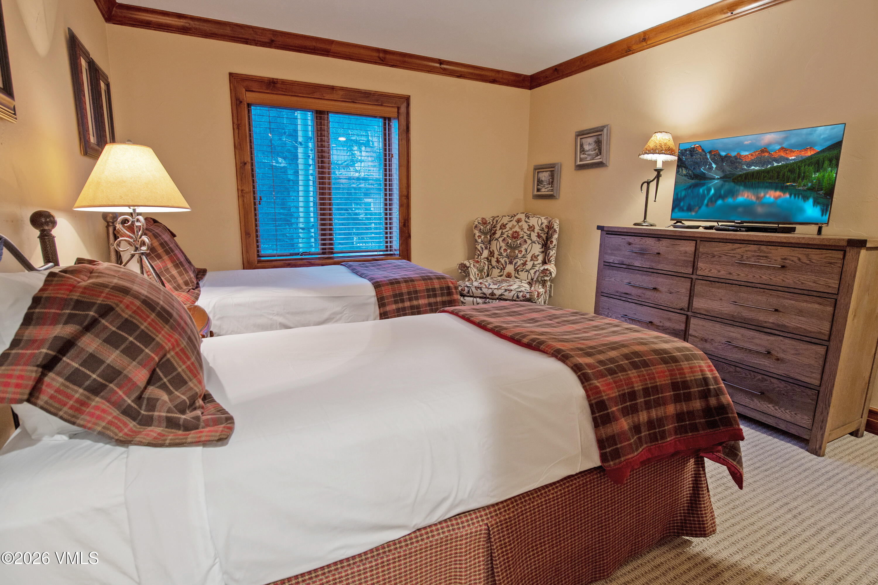 548 South Frontage Road West, Unit 201 Vail, CO 81657 - Photo 15 of 27 20260205_Westwind_201_0013