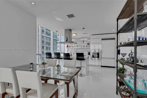 $11,000 | 1100 Biscayne Boulevard, Unit 3901, Miami, FL 33132