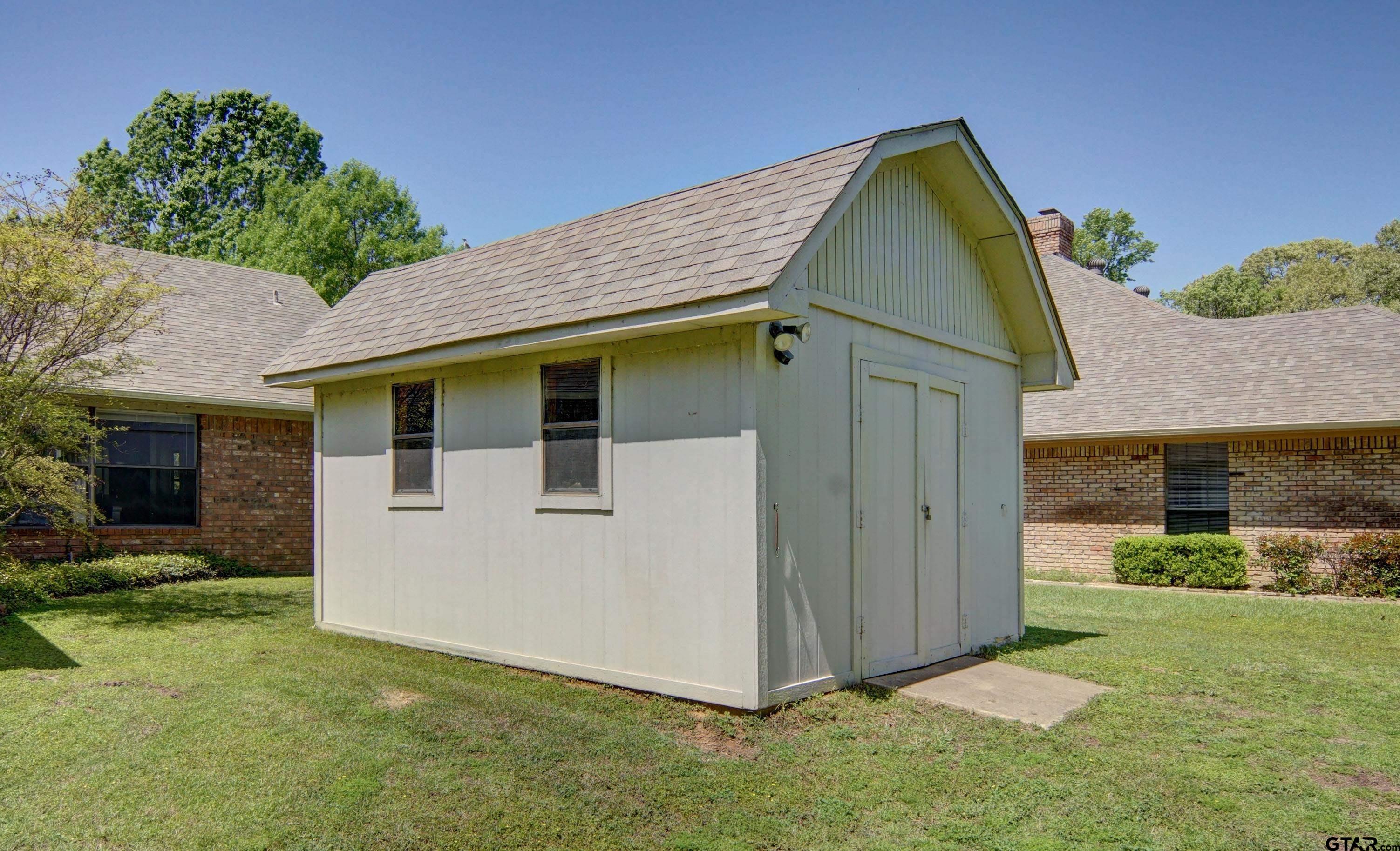 227 Private Road 5885 Yantis, TX 75497 - Photo 18 of 41