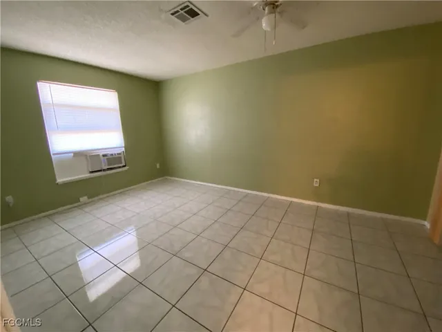 $995 | 17375 Dowling Drive, Unit 17377, Fort Myers, FL 33967