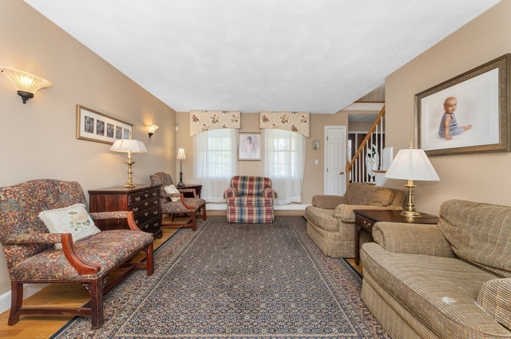 1 Whitcomb Way North Reading, MA 01864 - Photo 7 of 42