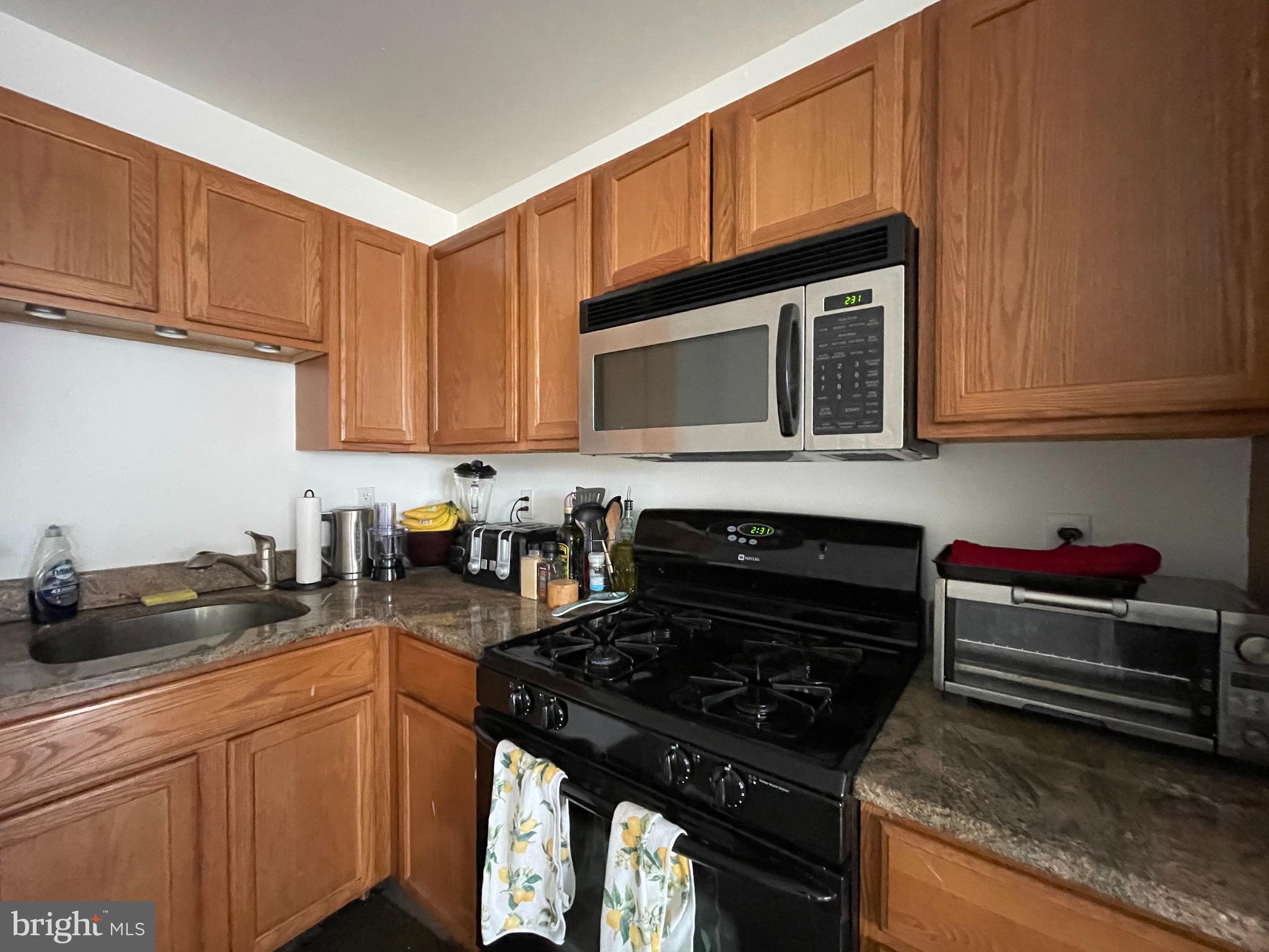 339 Point Street Camden, NJ 08102 - Photo 4 of 7 Gallery Image 4