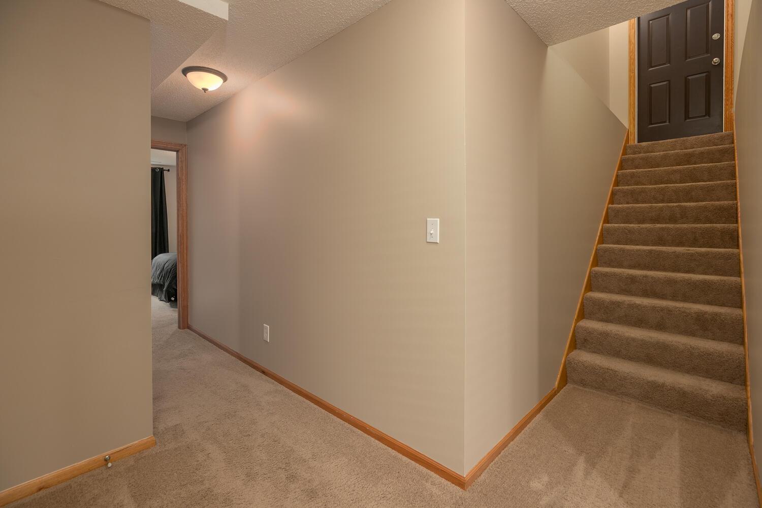 2530 Parkhill Lane Southwest Rochester, MN 55902 - Photo 29 of 36