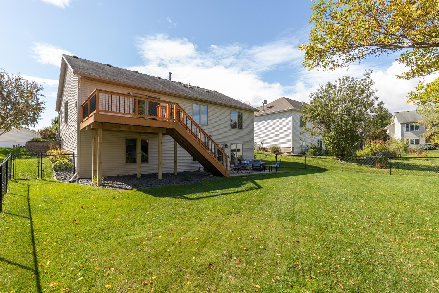 2530 Parkhill Lane Southwest Rochester, MN 55902 - Photo 32 of 36