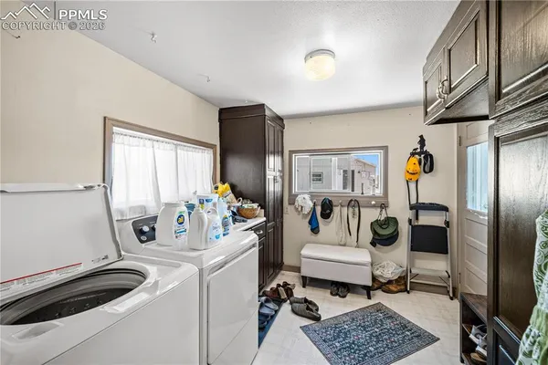 $945,000 | 302 Meade Avenue, Pueblo, CO 81001