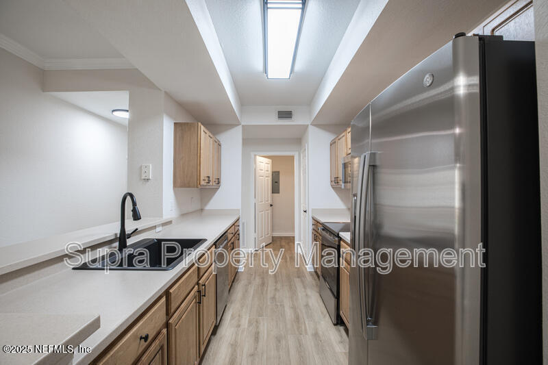 10075 Gate Parkway, Unit 2605 Jacksonville, FL 32246 - Photo 12 of 22 27e27bee-1d8a-40d0-950e-4bcbd76424b0