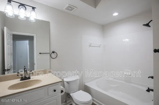 $1,495 | 10075 Gate Parkway, Unit 2605, Jacksonville, FL 32246