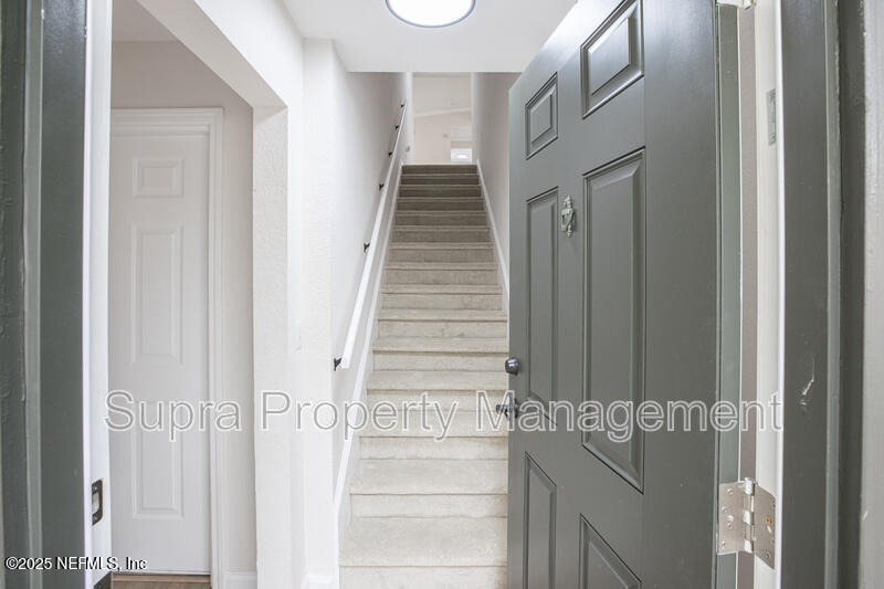 10075 Gate Parkway, Unit 2605 Jacksonville, FL 32246 - Photo 3 of 22 3b0b7ddd-0254-4594-8822-cc8663cc690a