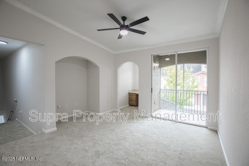 10075 Gate Parkway, Unit 2605 Jacksonville, FL 32246 - Photo 4 of 22 750ded06-784b-4f12-a4b2-9d7c840f892f