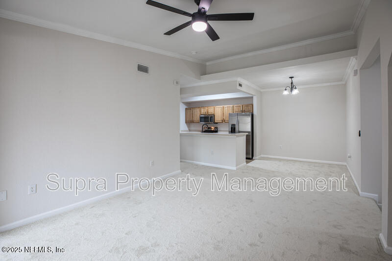 10075 Gate Parkway, Unit 2605 Jacksonville, FL 32246 - Photo 6 of 22 b0058343-bed8-482d-819b-1e1496cb9869