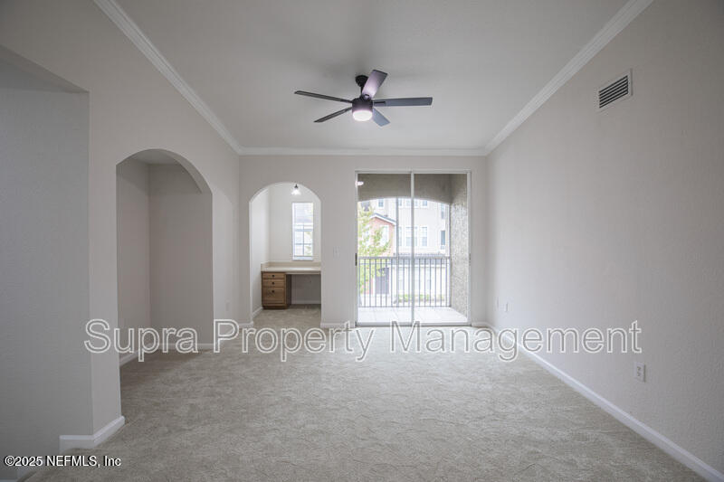10075 Gate Parkway, Unit 2605 Jacksonville, FL 32246 - Photo 8 of 22 cfee362f-d2e6-4ffc-8638-20cadac427df