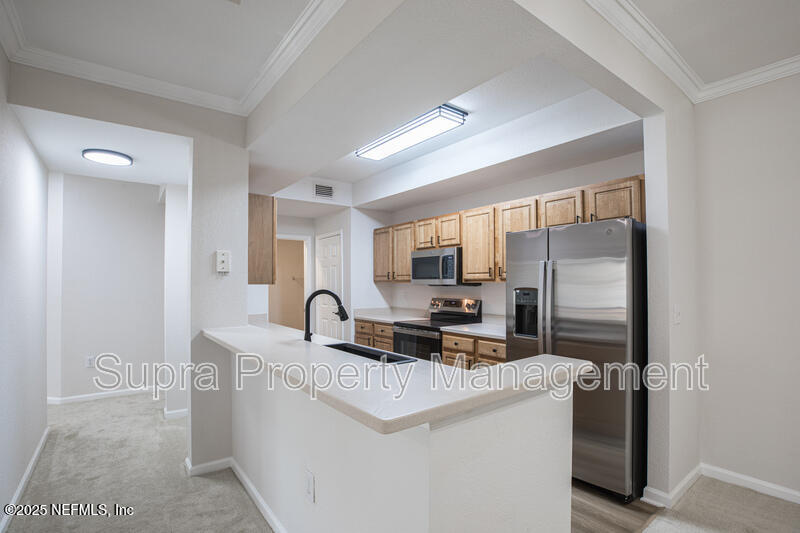 10075 Gate Parkway, Unit 2605 Jacksonville, FL 32246 - Photo 10 of 22 ce72f9ca-c3e2-41f1-8902-d6bd130a1d46