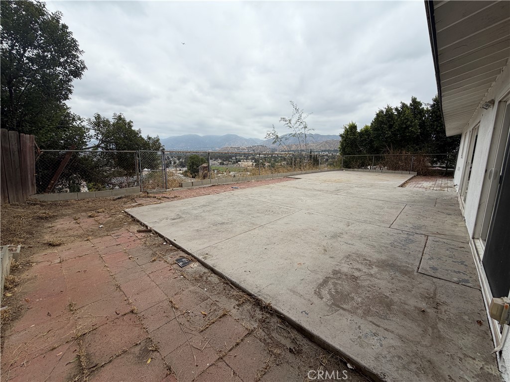12561 Garber Street Pacoima, CA 91331 - Photo 28 of 37