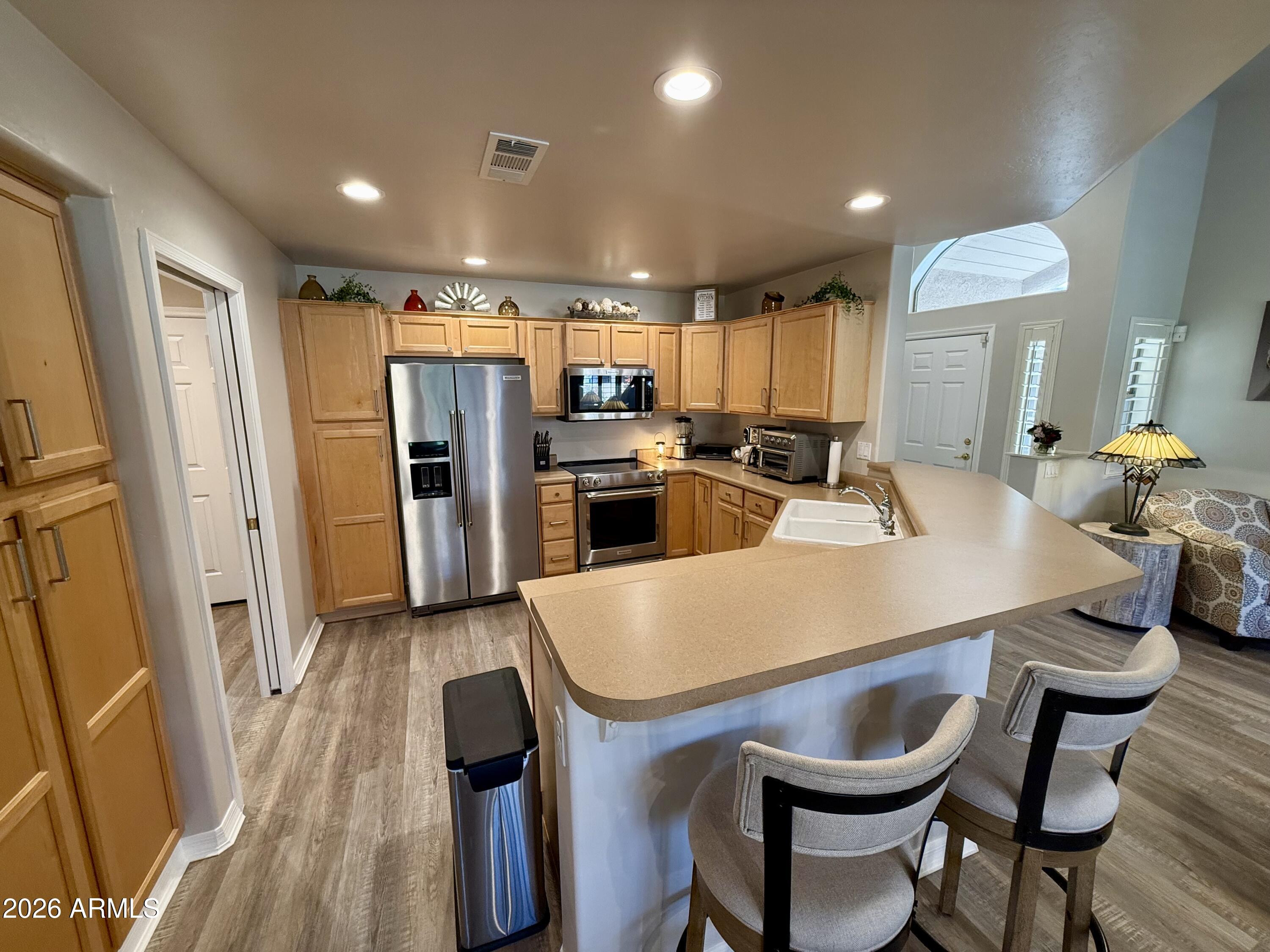4202 East Broadway Road, Unit 138 Mesa, AZ 85206 - Photo 6 of 17 Kitchen