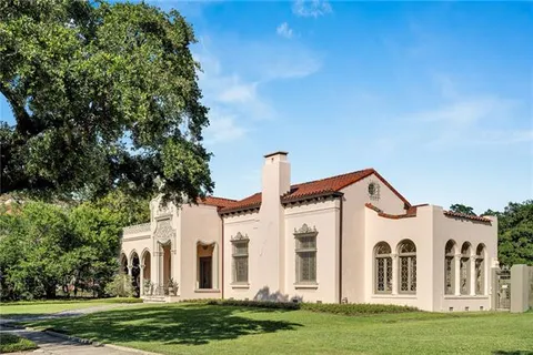 $5,995,000 | 27 Audubon Place, New Orleans, LA 70118
