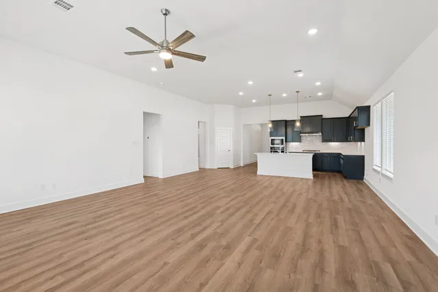 $374,990 | 3323 Hereford Drive, Rosenberg, TX 77471