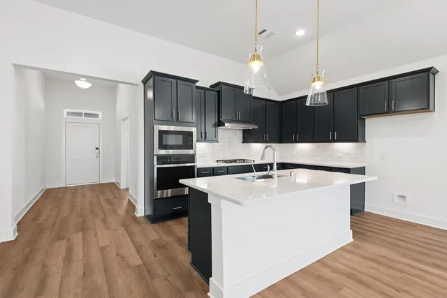 $374,990 | 3323 Hereford Drive, Rosenberg, TX 77471