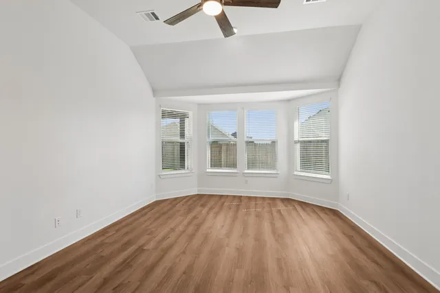 $374,990 | 3323 Hereford Drive, Rosenberg, TX 77471