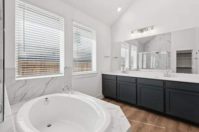 $374,990 | 3323 Hereford Drive, Rosenberg, TX 77471