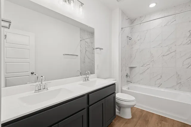 $374,990 | 3323 Hereford Drive, Rosenberg, TX 77471