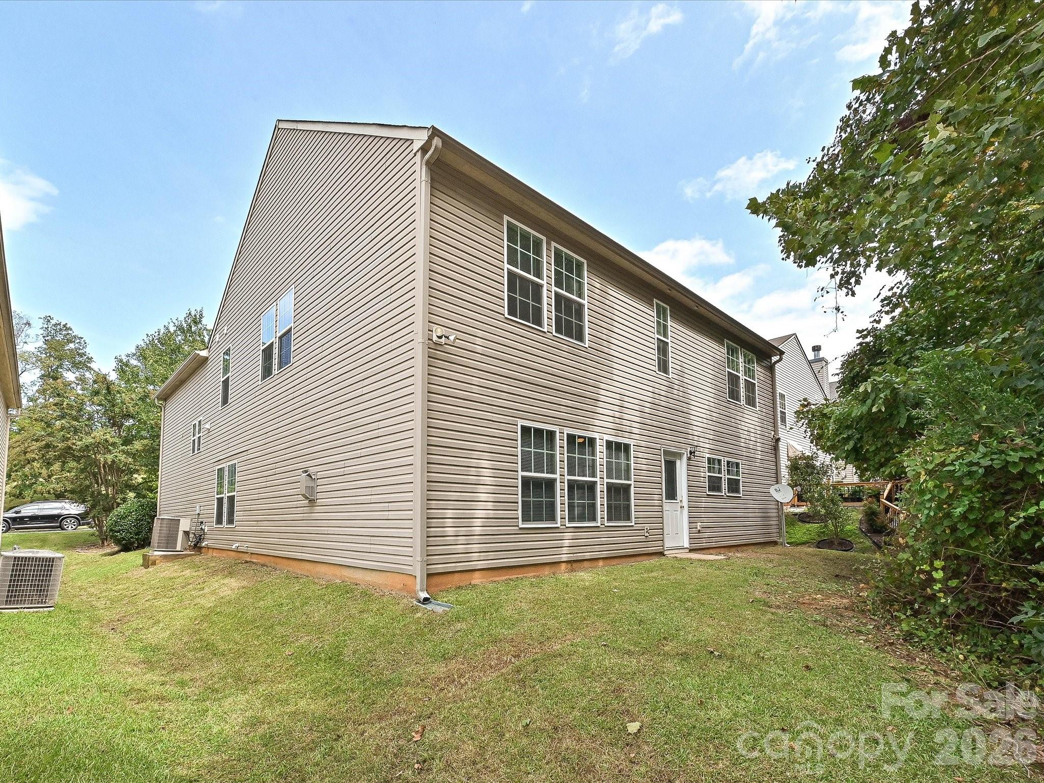 8318 Rockmoor Ridge Road Charlotte, NC 28215 - Photo 39 of 42 Gallery Image 39