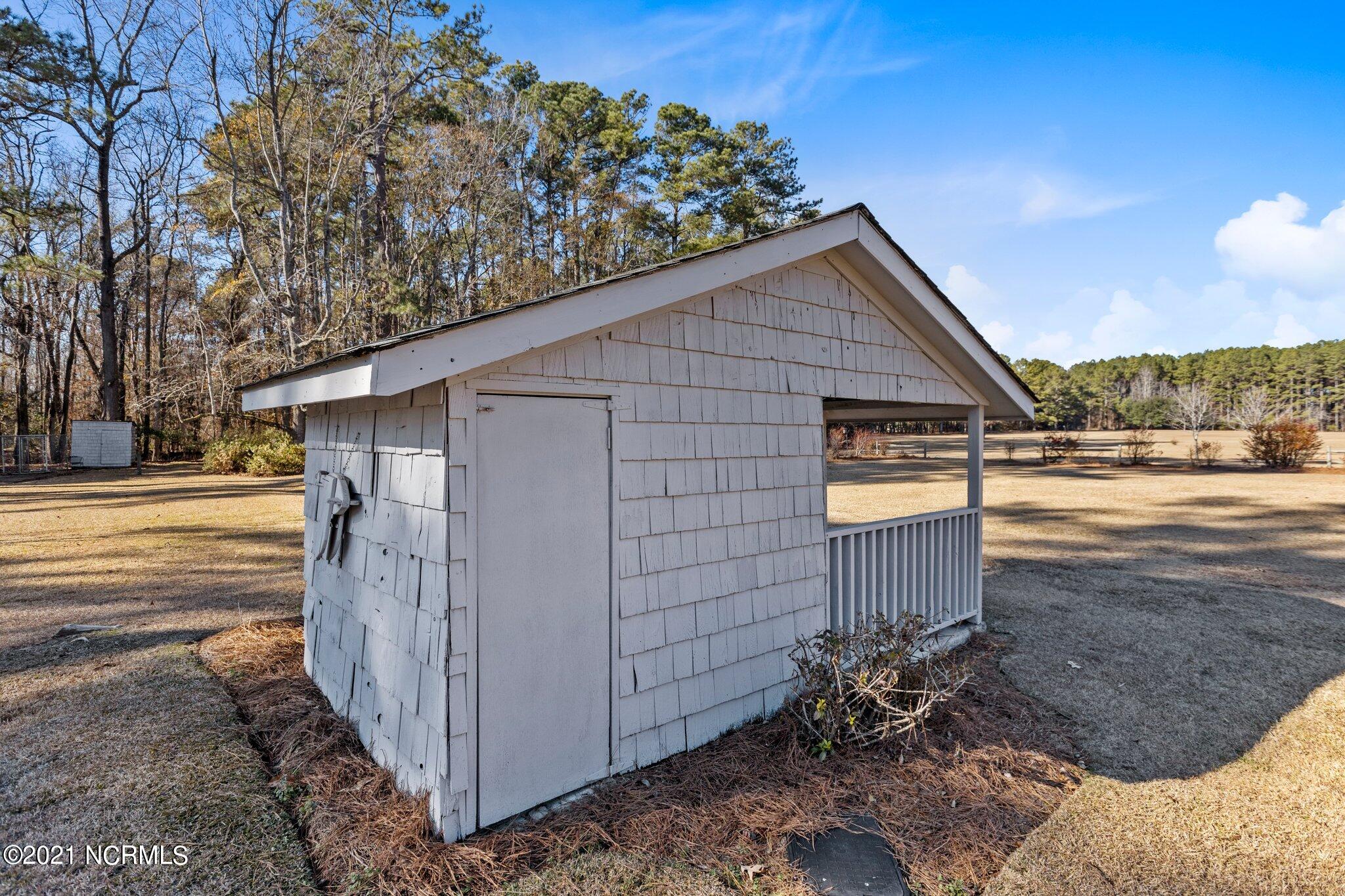5515 Marvin Taylor Road Ayden, NC 28513 - Photo 33 of 94 28-web-or-mls-IMGL0153