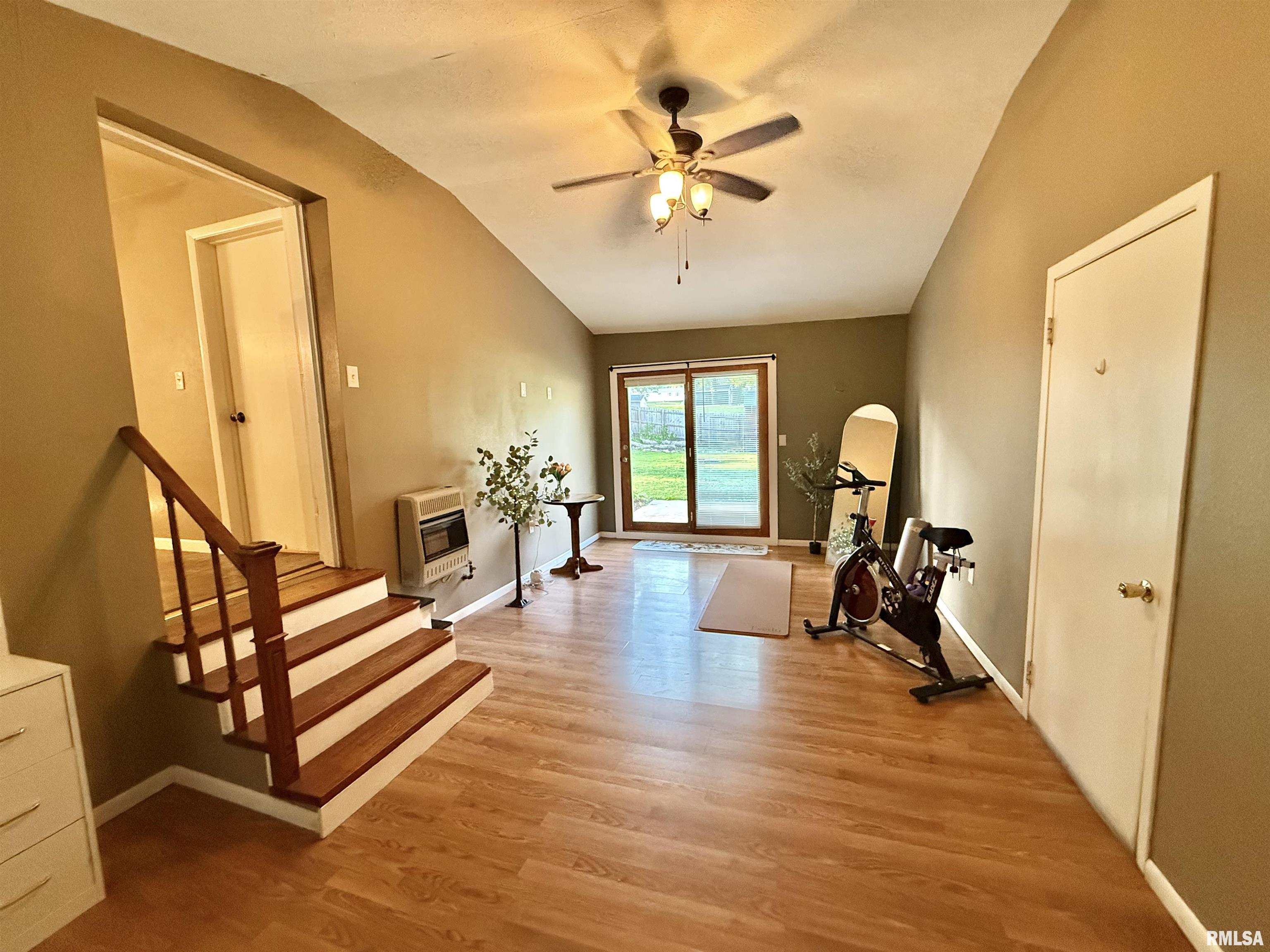 1035 East Myrtle Street Canton, IL 61520 - Photo 17 of 25