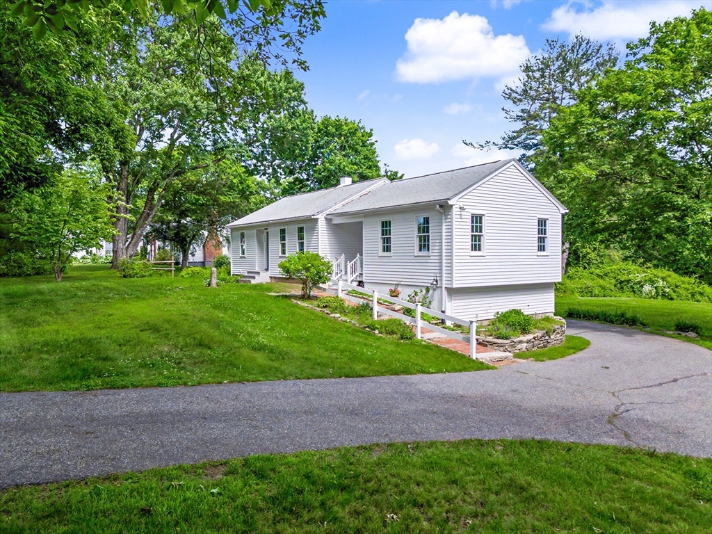 355 Boston Road Sutton, MA 01590 - Photo 3 of 30