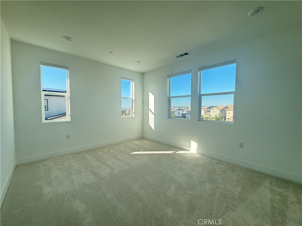 313 Proctor Irvine, CA 92618 - Photo 18 of 24 a view of empty room with window