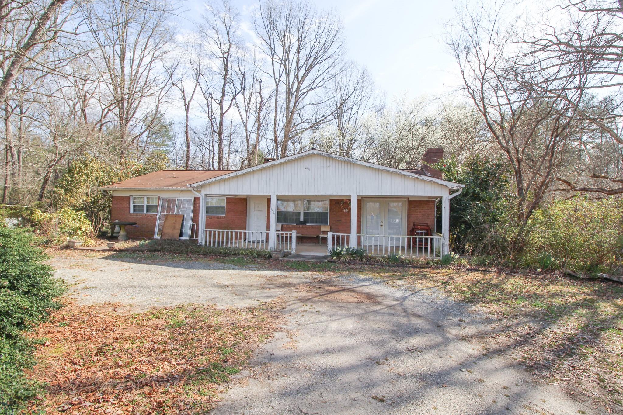 1428 Amherst Road Morganton, NC 28655 - Photo 3 of 36 Gallery Image 3