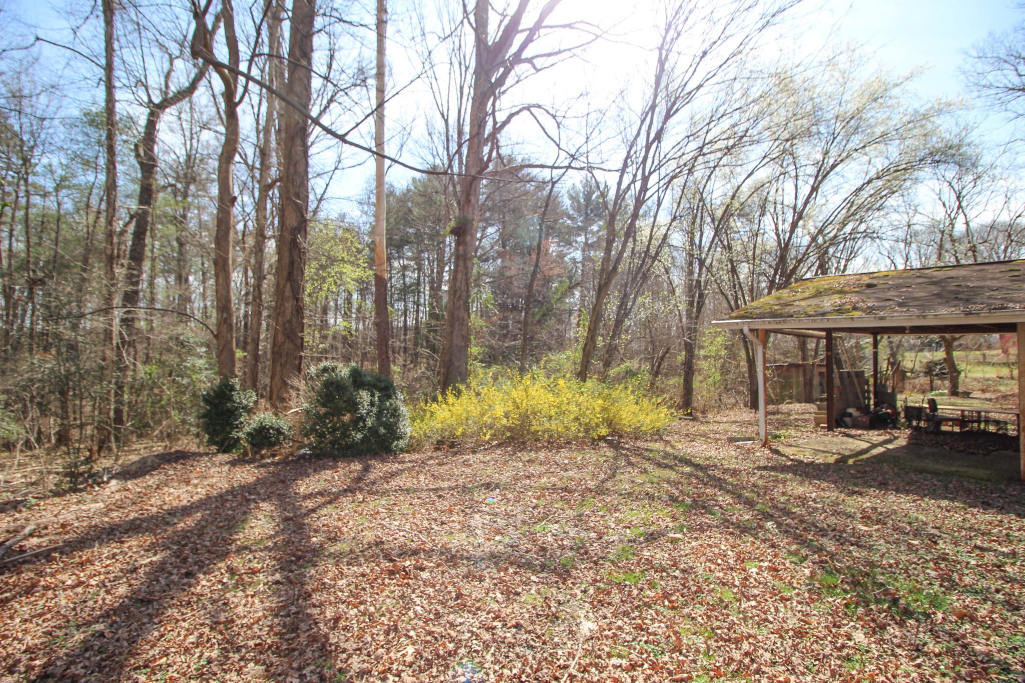1428 Amherst Road Morganton, NC 28655 - Photo 10 of 36 Gallery Image 10