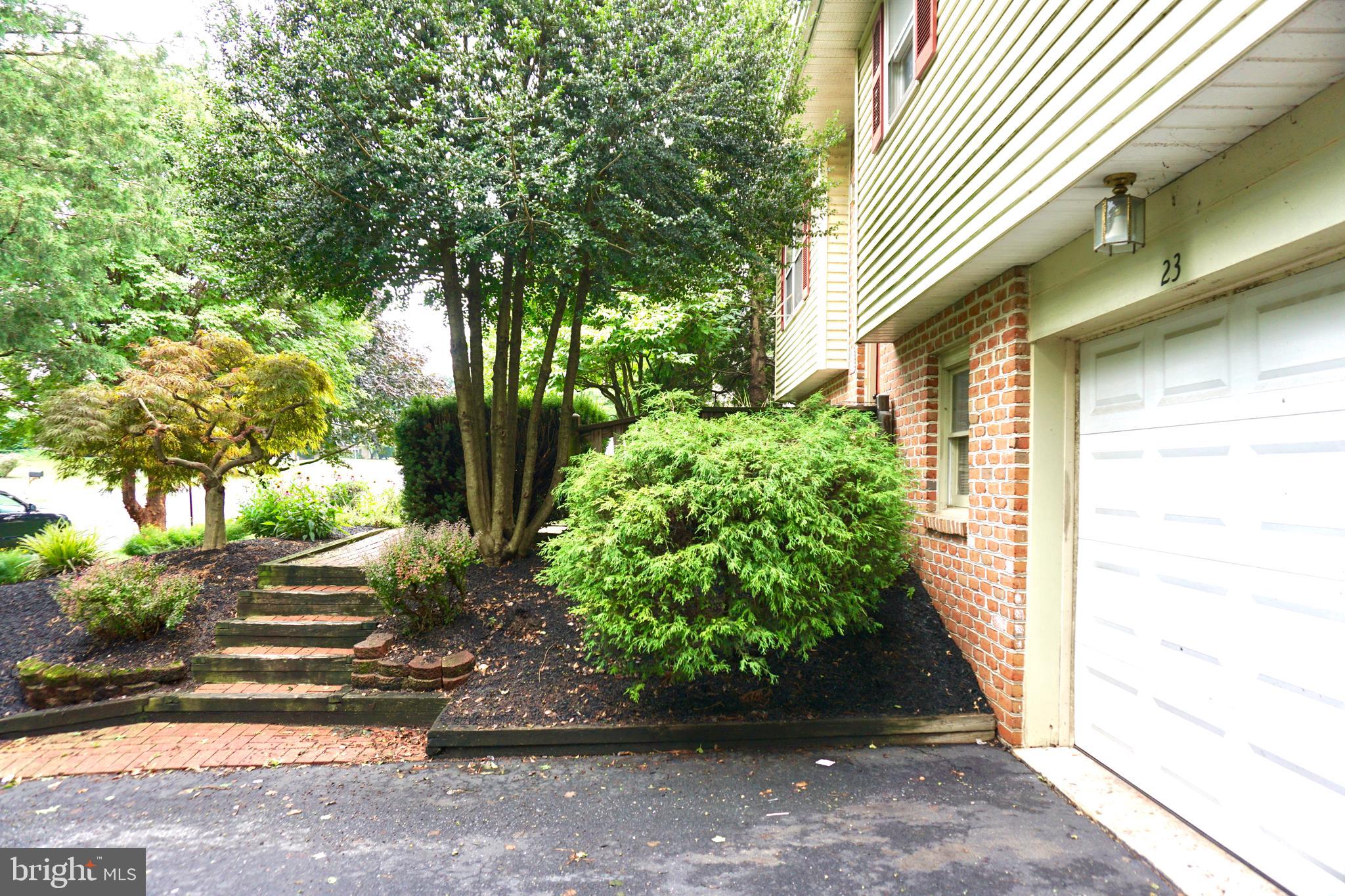 23 Allen Road Ephrata, PA 17522 - Photo 3 of 26 Gallery Image 3